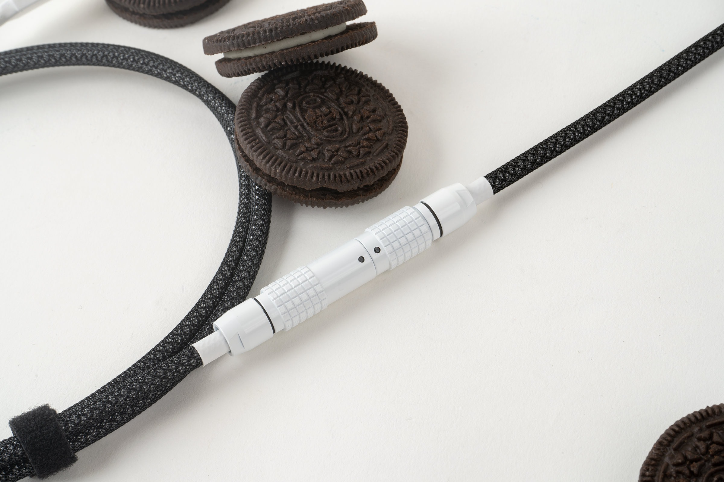 Cookies n Cream Cable